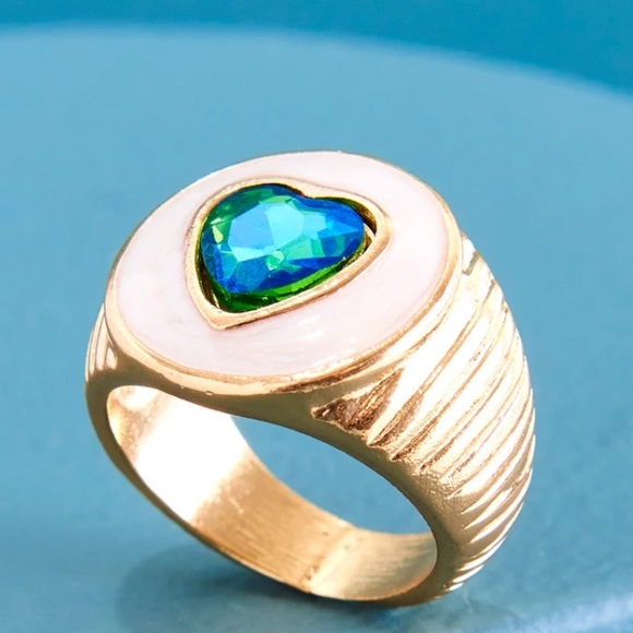 Earthbound Heart Signet Ring Size 6 - Picture 2 of 4